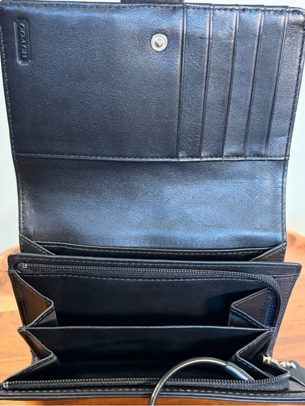 Coach Soho Buckle Bifold Wallet Black NWOT - Picture 10 of 17